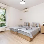 Stylish 2bd With A Cozy Terrace By Flat Mаnager Apartment Plovdiv