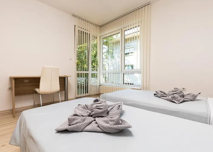 Stylish 2bd With A Cozy Terrace By Flat Mаnager *