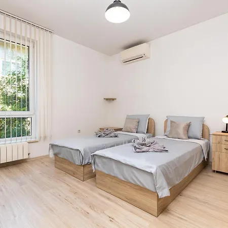 Stylish 2bd With A Cozy Terrace By Flat Mаnager Apartment Plovdiv