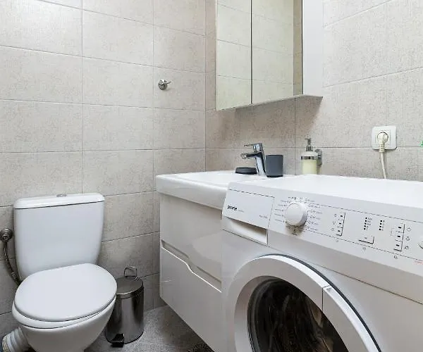 Апартамент Stylish 2bd With A Cozy Terrace By Flat Mаnager *